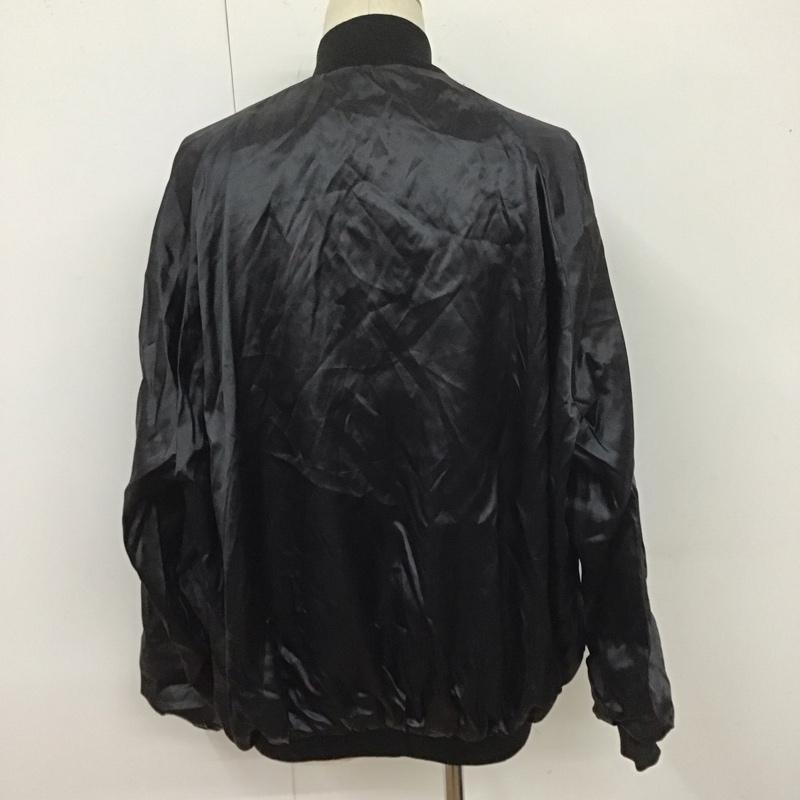 古着 USED ジャケット、上着 ジャケット、ブレザー ナイロンジャケット ラグラン カジュアルジャケット 古着 ロゴ、文字 黒 / ブラック /  メンズ USED 古着 中古 10111626