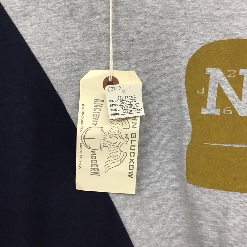 ウエアハウス WAREHOUSE カットソー 長袖 長袖カットソー プリントカットソー クルーネック JOHNGLUCKOW L プリント 灰 / グレー / X 紺 / ネイビー /  メンズ USED 古着 中古 10130484