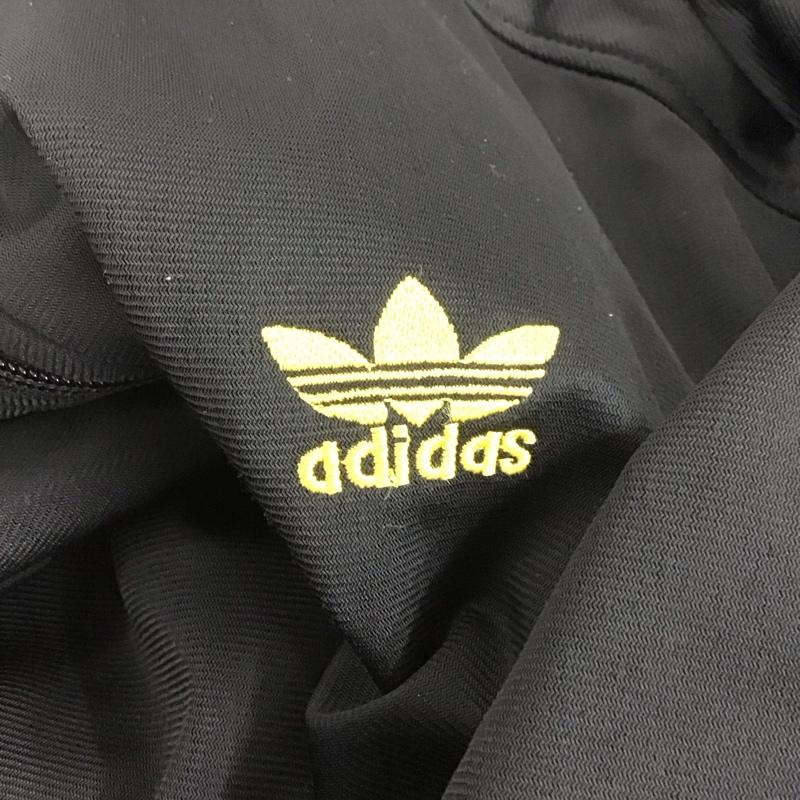 アディダス adidas ジャケット、上着 ジャケット、ブレザー ジップアップジャケット アウター ジャージ 古着 M ロゴ、文字 黒 / ブラック /  メンズ USED 古着 中古 10146990