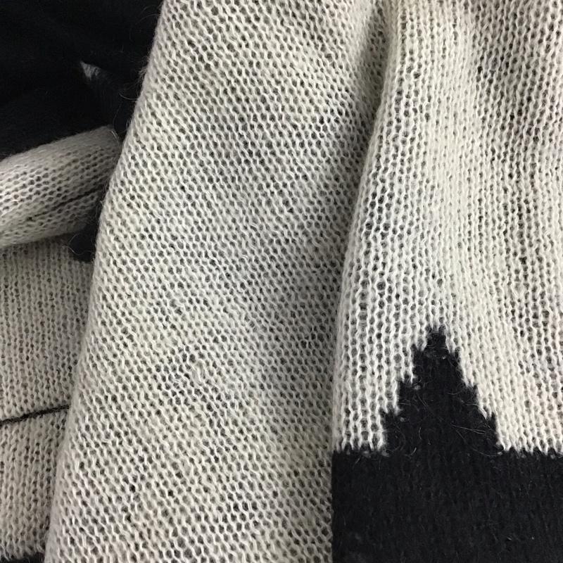 ミラオーウェン Mila Owen カーディガン 長袖 長袖ニットカーディガン 前開ニット ロングカーディガン 0 ロゴ、文字 黒 / ブラック /  レディース USED 古着 中古 10142454