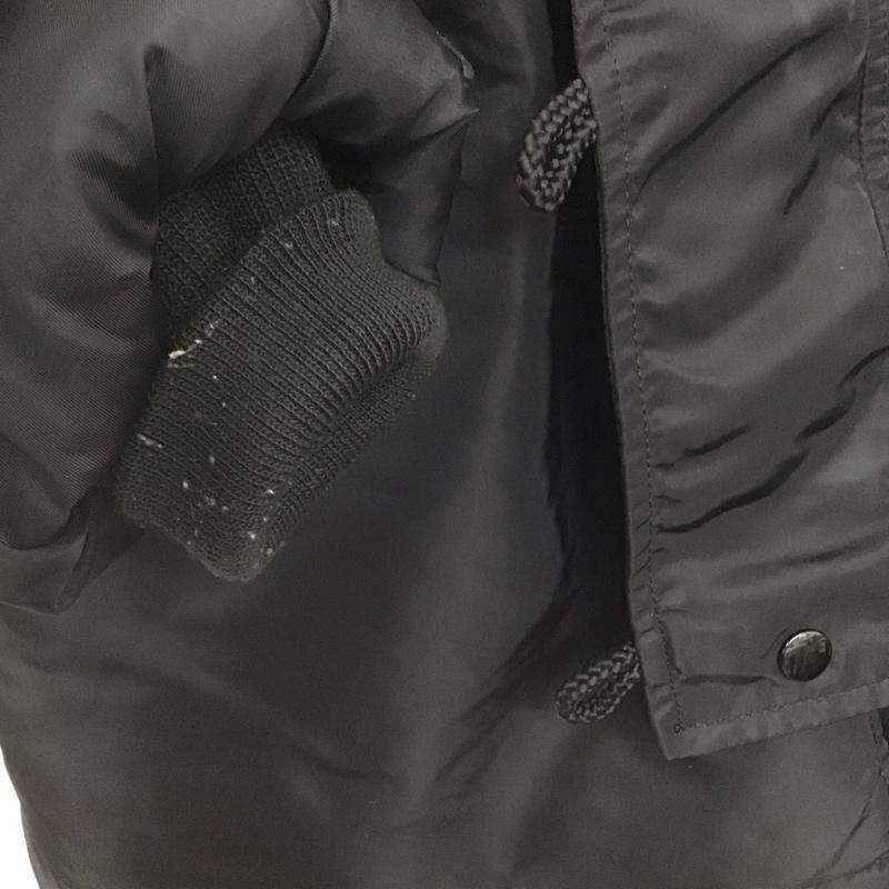 アルファインダストリー Alpha Industries ジャケット、上着 ジャンパー、ブルゾン ジップアップジャケット ナイロンジャケット アウター L 無地 黒 / ブラック /  メンズ USED 古着 中古 10141528