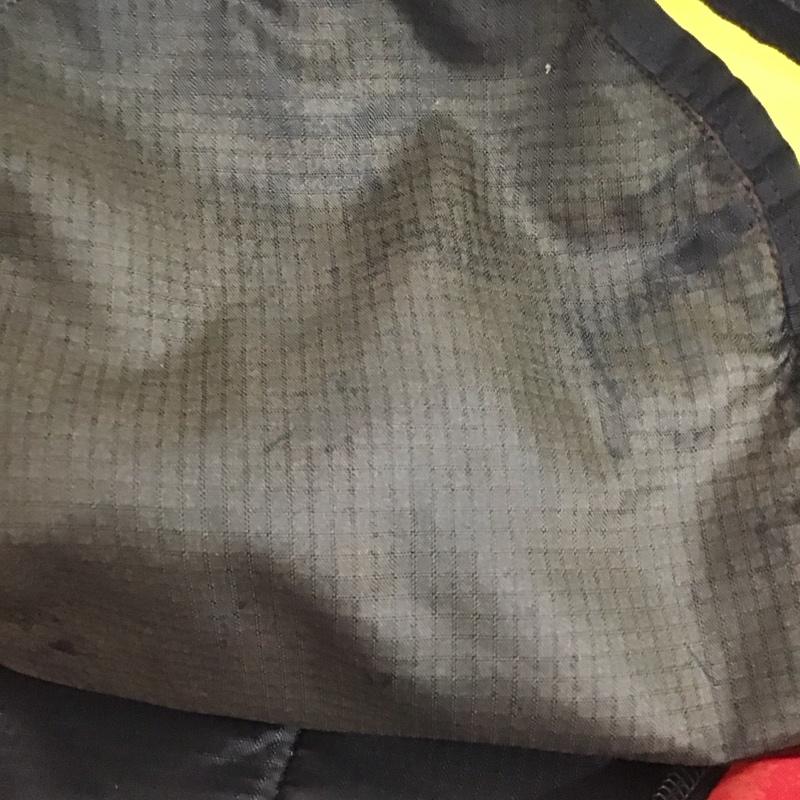 グレゴリー GREGORY リュックサック、デイパック リュックサック、デイバッグ USA製 旧タグ ロゴ、文字 黒 / ブラック / X 赤 / レッド / X 黄 / イエロー /  メンズ USED 古着 中古 10141062