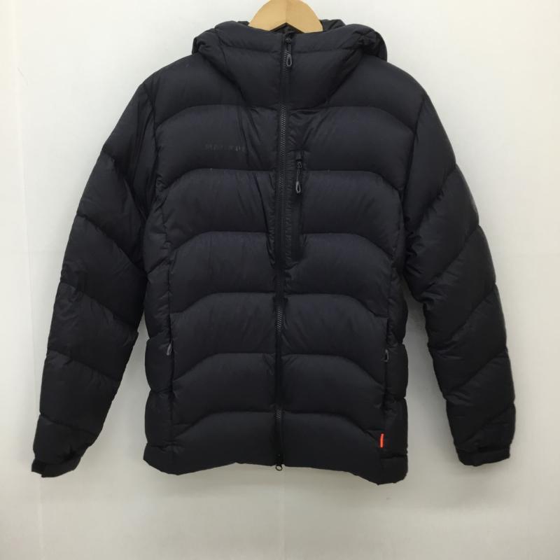 マムート Mammut ジャケット、上着 ダウンジャケット Xeron IN Hooded Jacket AF Men 1013-00702 L 無地 黒 / ブラック /  メンズ USED 古着 中古 10140190