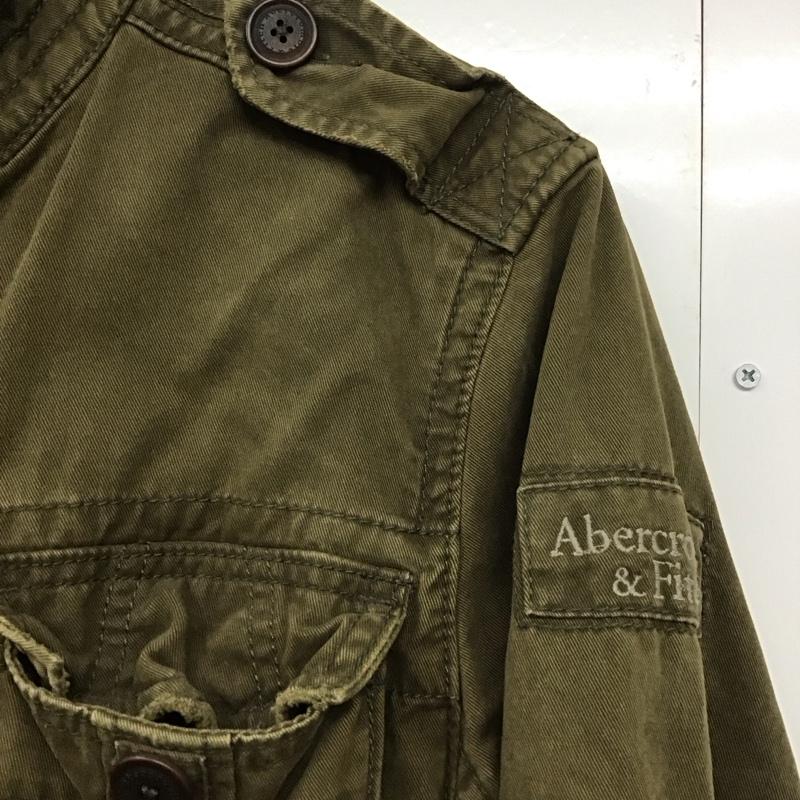アバクロンビーアンドフィッチ ABERCROMBIE&FITCH ジャケット、上着 ジャケット、ブレザー ジップアップジャケット アウター スタンドネック ミリタリージャケット L ロゴ、文字 カーキ / カーキ /  メンズ USED 古着 中古 10144490