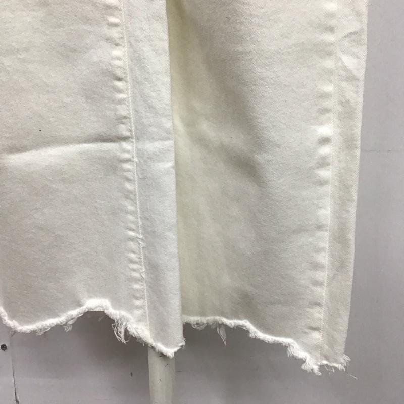 ザラ ZARA パンツ デニム、ジーンズ 6045 049 251 カットオフ ホワイトデニム ストレッチ 無地 白 / ホワイト /  レディース USED 古着 中古 10109724
