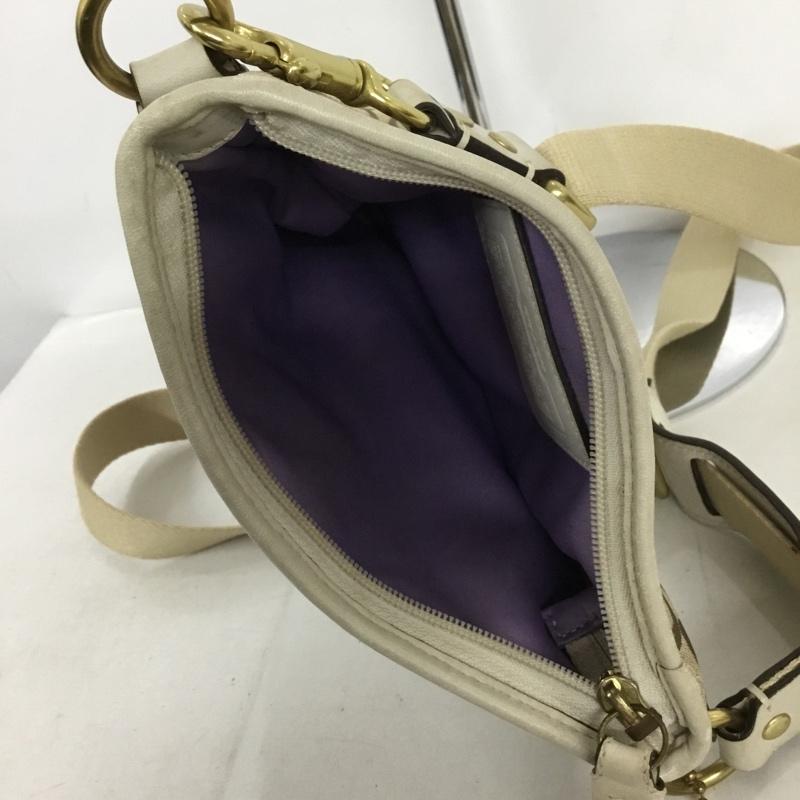コーチ COACH ショルダーバッグ ショルダーバッグ 41542 シグネチャー ロゴ、文字 ベージュ / ベージュ / X 白 / ホワイト /  レディース USED 古着 中古 10131804