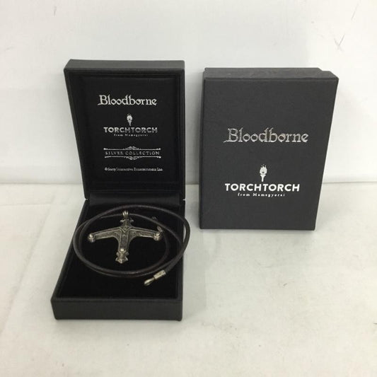 トーチトーチ TORCH TORCH アクセサリー ネックレス、ペンダント Bloodborne × TORCH TORCH 剣の狩人証 レギュラー 箱有  マルチカラー / マルチカラー /  メンズ USED 古着 中古 10133920