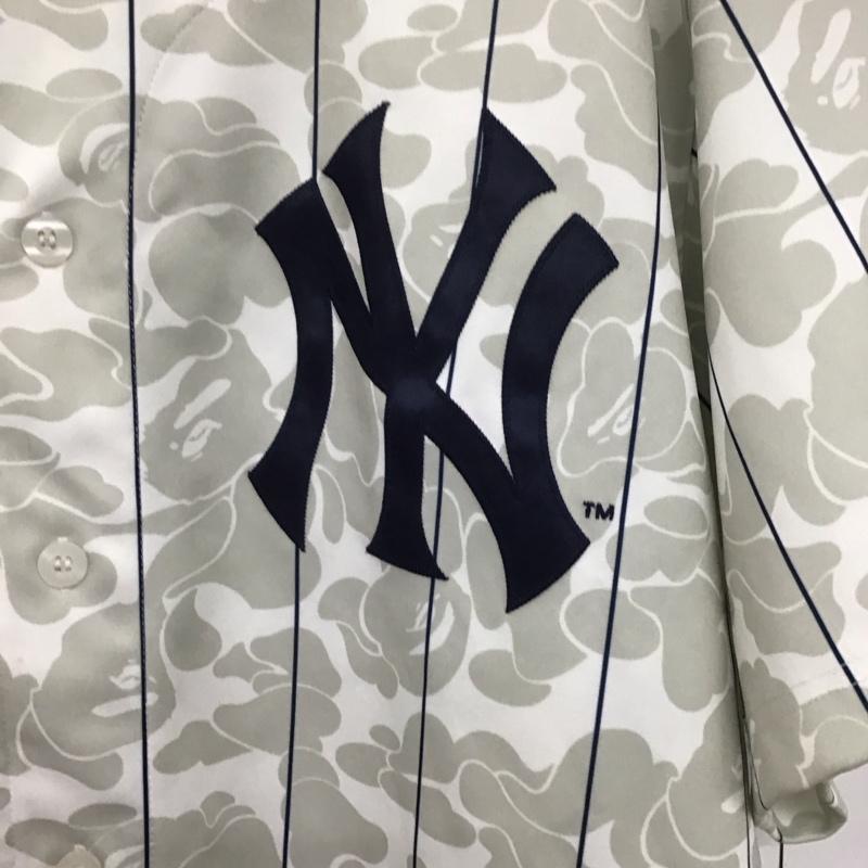 アベイシングエイプ A BATHING APE シャツ、ブラウス 半袖 Mitchell Ness NEWYORKYANKEESABCCAMOJERSEY ベースボールシャツ XL プリント 灰 / グレー /  メンズ USED 古着 中古 10141012