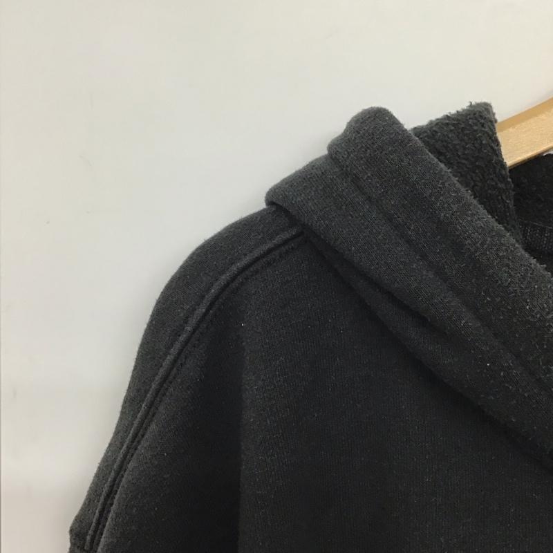 カーハート Carhartt パーカー 長袖 長袖パーカー プルオーバーパーカー スウェット ロゴ、文字 黒 / ブラック /  メンズ USED 古着 中古 10141928