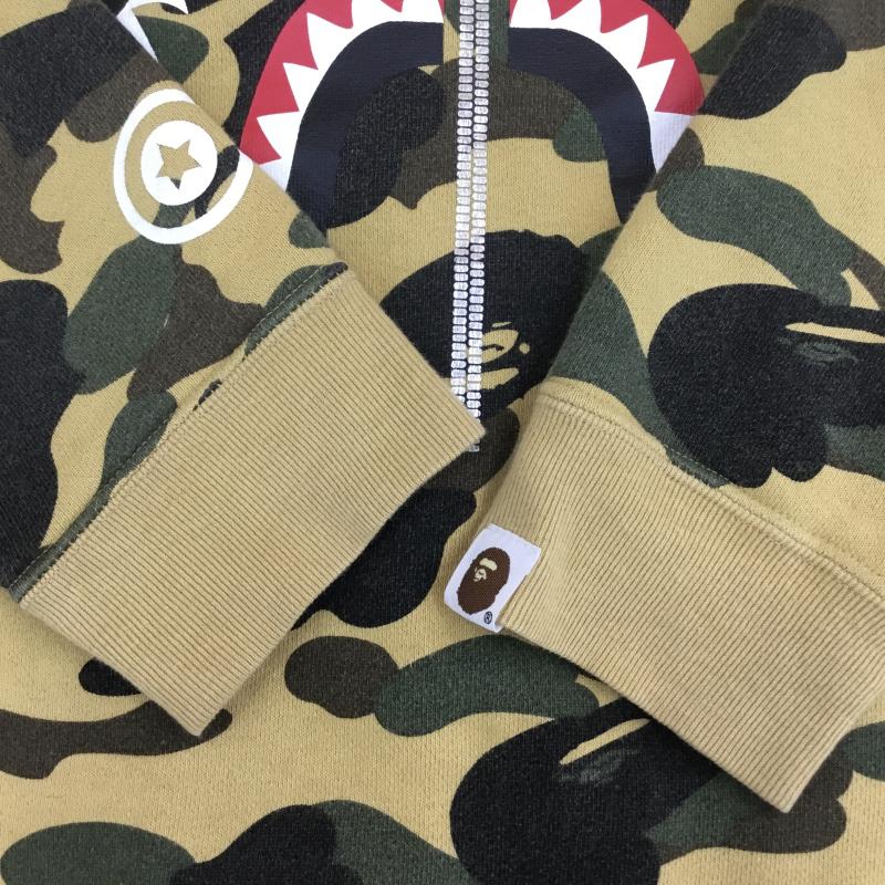 アベイシングエイプ A BATHING APE トレーナー 長袖 001swg302001x 1ST CAMO SHARK CREWNECK XS カモフラージュ柄・迷彩 茶 / ブラウン / X 緑 / グリーン / X 黒 / ブラック /  レディース USED 古着 中古 10133474