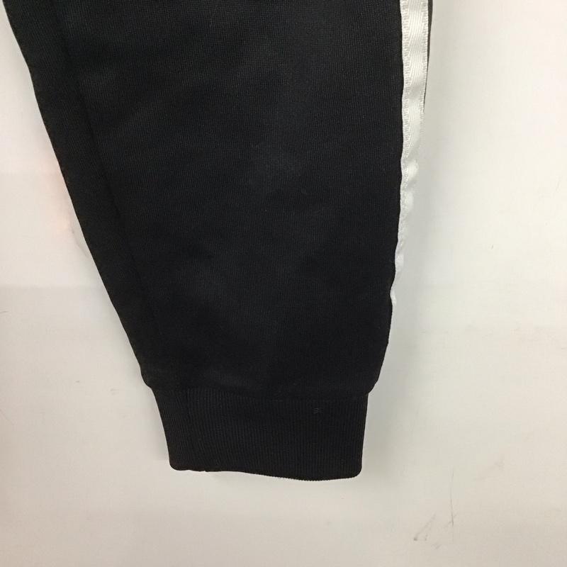 アディダス adidas パンツ ワークパンツ、ペインターパンツ cw1275 スポーツウェア スリムパンツ カジュアルパンツ XS ロゴ、文字 黒 / ブラック /  メンズ USED 古着 中古 10125036