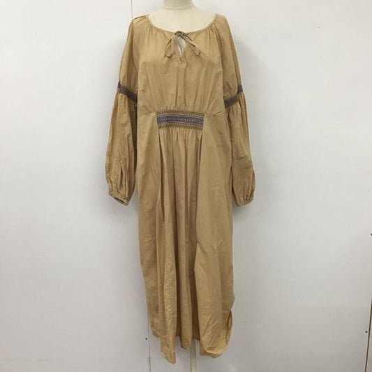 ダブルクローゼット w closet ワンピース ロングスカート 長袖シャツワンピース ノーカラーシャツワンピース ロングワンピース フレアスカート ワンポイント 茶 / ブラウン /  レディース USED 古着 中古 10113822