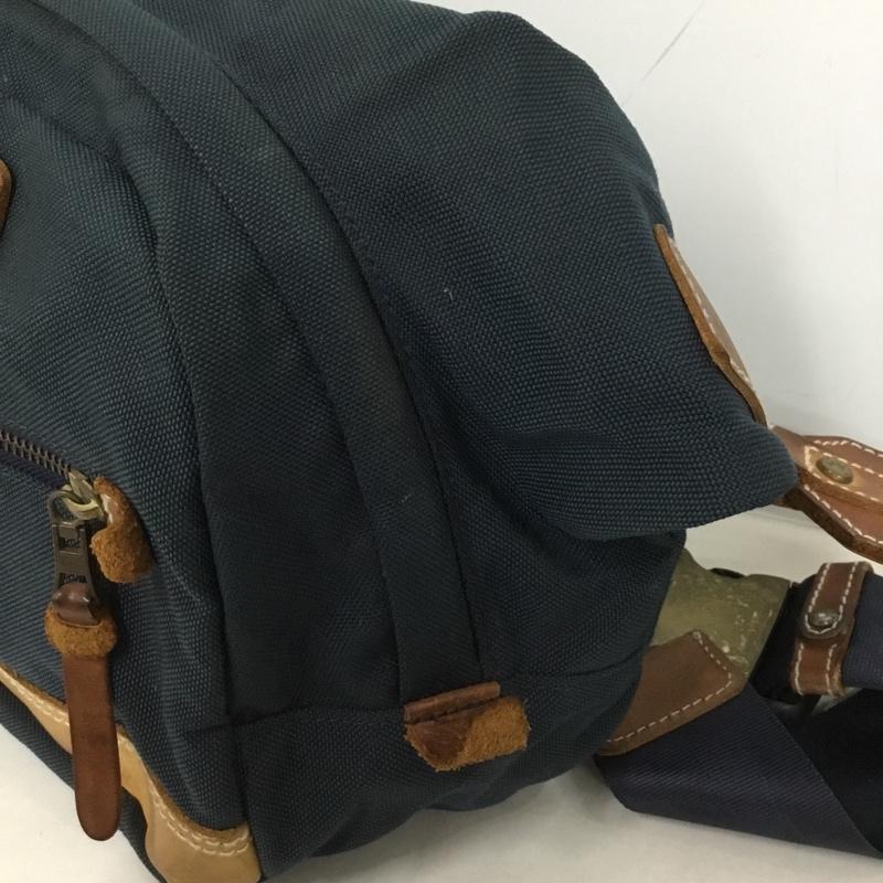 マスターピース MASTERPIECE ウエストバッグ ウエストバッグ 12163 ボディバッグ プリント 紺 / ネイビー /  メンズ USED 古着 中古 10141882