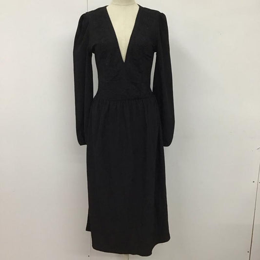 ザラ ZARA ワンピース ロングスカート 5039 945 800 長袖 Vネック S 刺繍 黒 / ブラック /  レディース USED 古着 中古 10115907