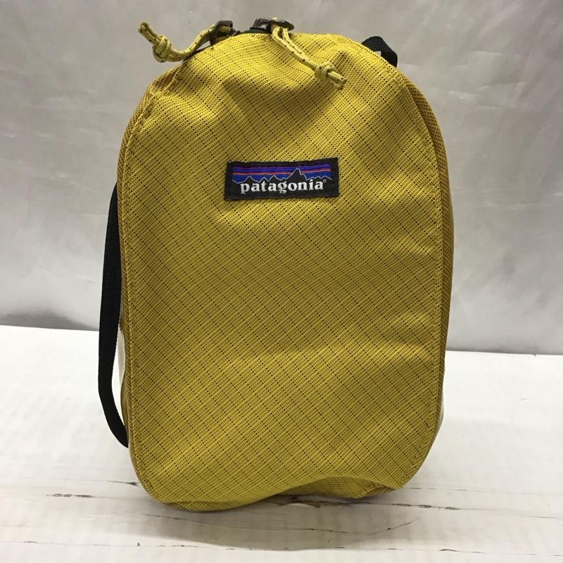 パタゴニア patagonia バッグ バッグ STY49360FA16 ブラックホール キューブ スモール ポーチ ロゴ、文字 マスタード / マスタード /  メンズ USED 古着 中古 10118886