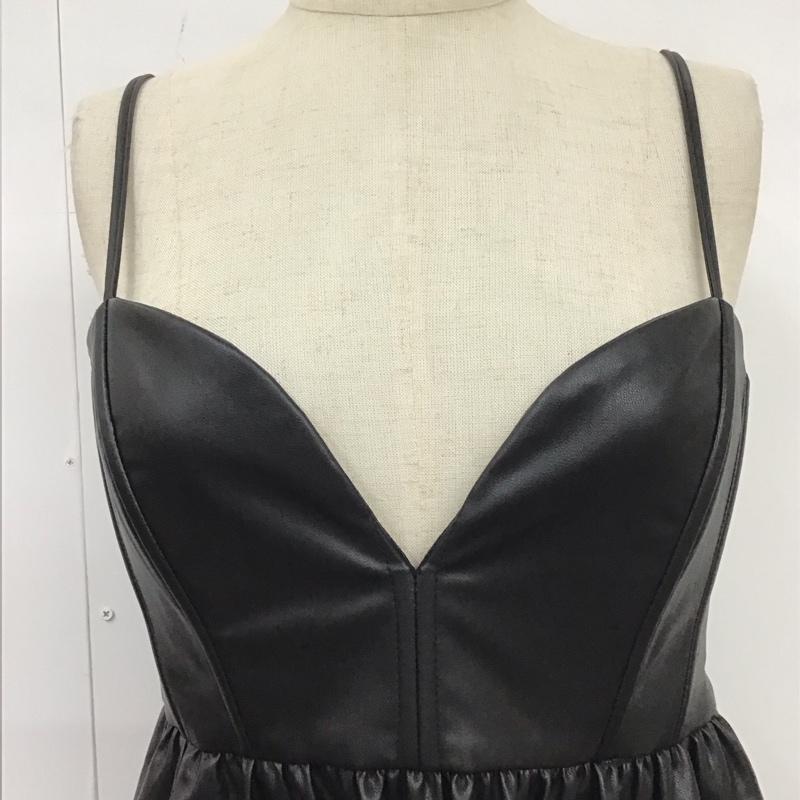 ザラ ZARA ワンピース ロングスカート 7901 883 800 フェイクレザー 合皮 キャミワンピース XS 無地 黒 / ブラック /  レディース USED 古着 中古 10119611