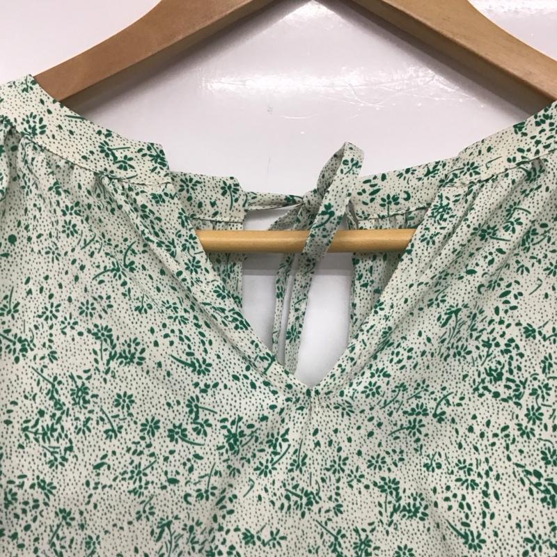 カスタネ Kastane ワンピース ロングスカート 長袖ロングワンピース ノーカラーシャツワンピース フレアスカート FREE プリント 白 / ホワイト / X 緑 / グリーン /  レディース USED 古着 中古 10146474