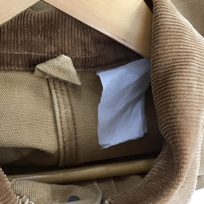カーハート Carhartt ジャケット、上着 ジャケット、ブレザー デニムジャケット Gジャン アウター カジュアルジャケット ロゴ、文字 ベージュ / ベージュ /  メンズ USED 古着 中古 10137095