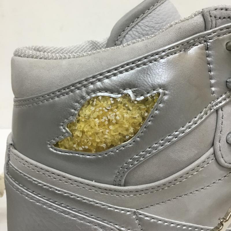 ナイキ NIKE スニーカー スニーカー 136060-001 27.0cm ロゴ、文字 銀 / シルバー /  メンズ USED 古着 中古 10110551