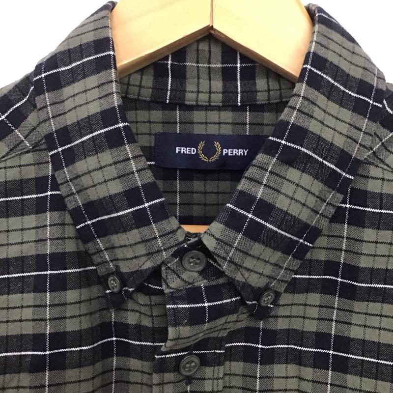 フレッドペリー FRED PERRY シャツ、ブラウス 長袖 長袖シャツ チェックシャツ カラーシャツ ボタンダウンシャツ M チェック マルチカラー / マルチカラー /  メンズ USED 古着 中古 10144482
