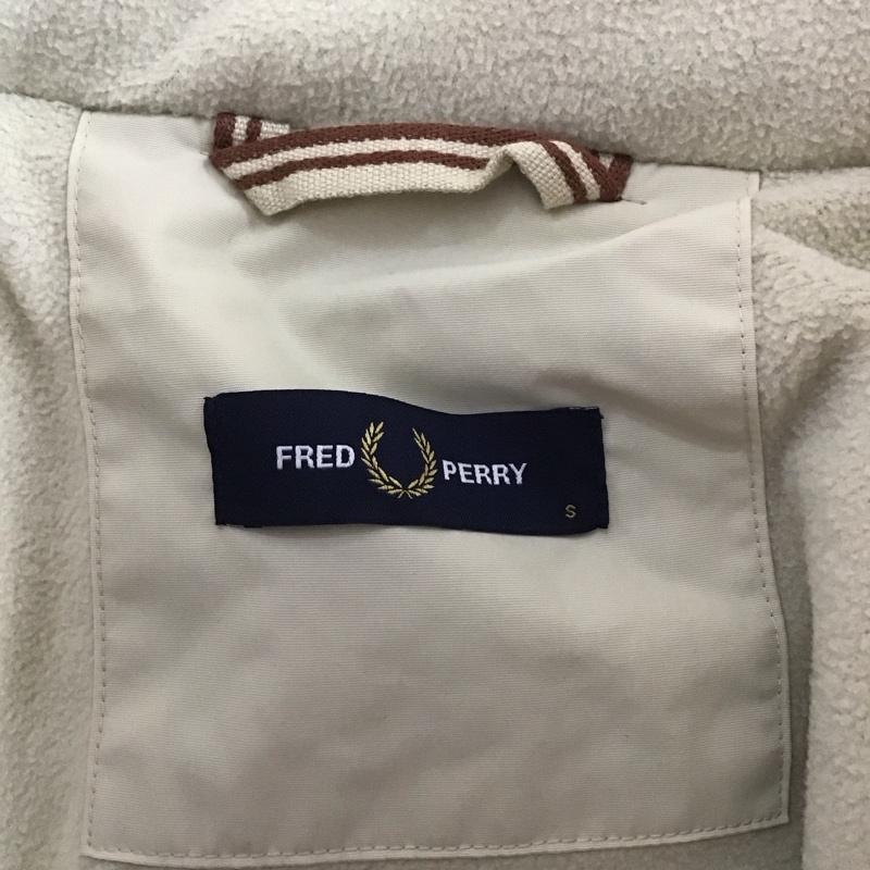 フレッドペリー FRED PERRY ジャケット、上着 ジャンパー、ブルゾン ジップアップジャケット ジャンパー ジャケット カジュアルジャケット アウター S ロゴ、文字 ベージュ / ベージュ /  メンズ USED 古着 中古 10124798