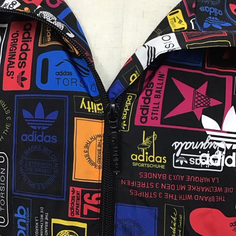 アディダスオリジナルス adidas originals パーカー 長袖 az1173 グラフィックマルチウィンドブレーカー ジップアップアップパーカー M プリント マルチカラー / マルチカラー /  メンズ USED 古着 中古 10123620