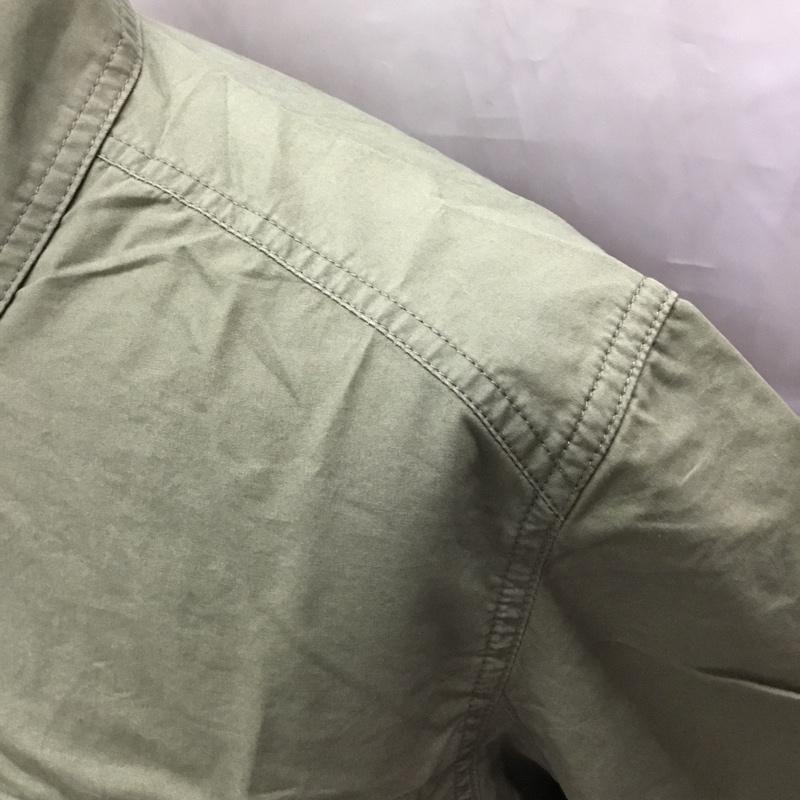 エディーバウアー Eddie Bauer シャツ、ブラウス 半袖 タグ付き ミリタリーシャツ S ロゴ、文字 カーキ / カーキ /  メンズ USED 古着 中古 10112869