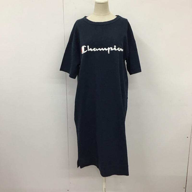 チャンピオン Champion ワンピース ミニスカート L ロゴ、文字 X プリント 紺 / ネイビー /  レディース USED 古着 中古 10121418