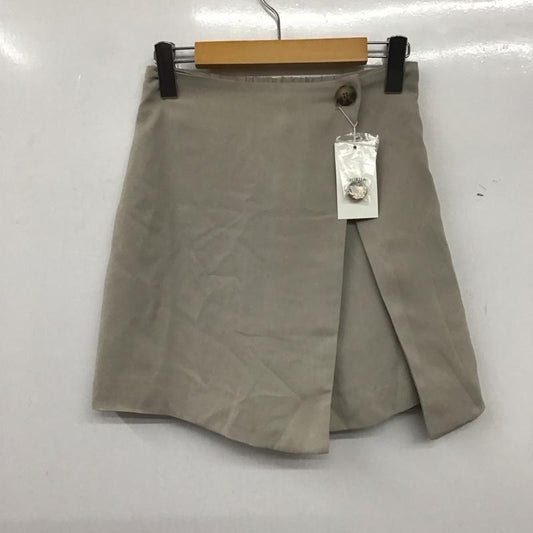 ムルーア MURUA パンツ ショートパンツ タグ付 2 無地 ベージュ / ベージュ /  レディース USED 古着 中古 10139758