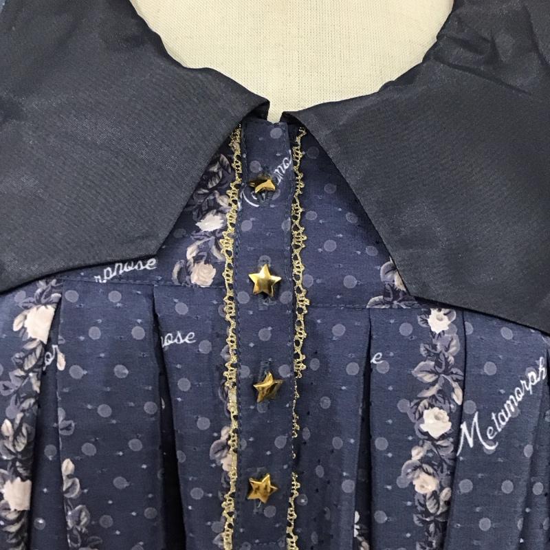 メタモルフォーゼ Metamorphose ワンピース ひざ丈スカート 長袖ワンピース フレアワンピース 袖フリル セーラーカラー 総柄 紺 / ネイビー /  レディース USED 古着 中古 10124134