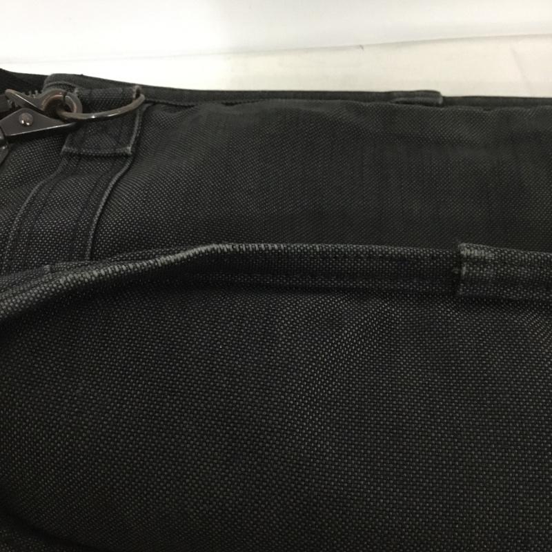 ポーター PORTER ショルダーバッグ ショルダーバッグ SMOKY スモーキー ロゴ、文字 黒 / ブラック /  メンズ USED 古着 中古 10144942