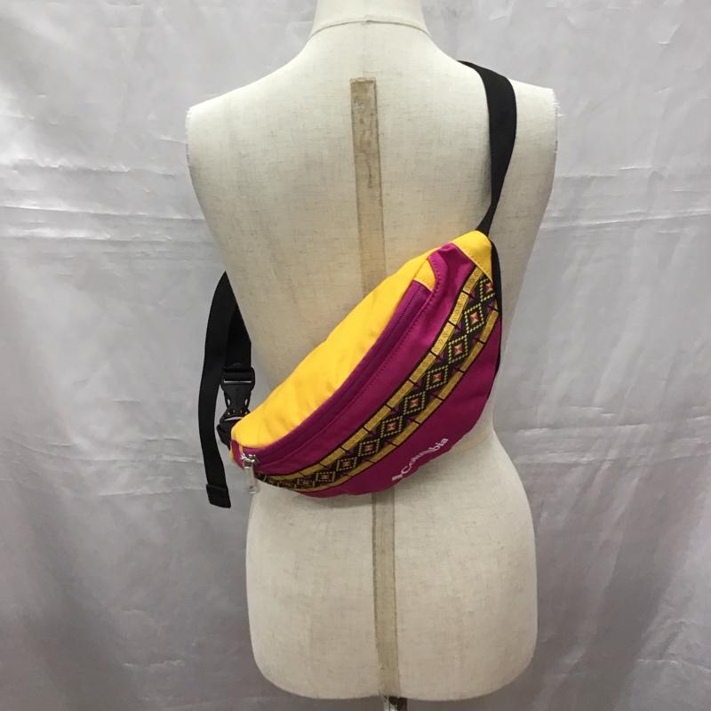 コロンビア Columbia ウエストバッグ ウエストバッグ PU7060 エポーレット ヒップバッグ ロゴ、文字 橙 / オレンジ / X 桃 / ピンク /  レディース USED 古着 中古 10115849