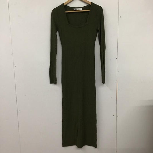 ザラ ZARA ワンピース ロングスカート 長袖ニットロングワンピース スクエアーネック タイトワンピース S 無地 カーキ / カーキ /  レディース USED 古着 中古 10136037
