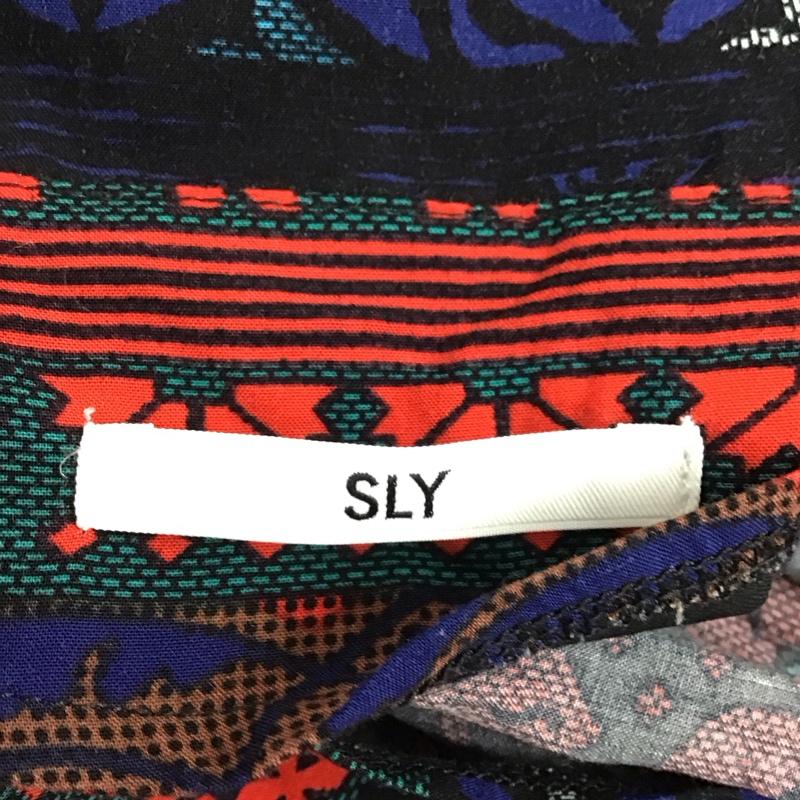 スライ SLY カットソー 半袖 030asy30-0920 カシュクールトップス 総柄 2 プリント マルチカラー / マルチカラー /  レディース USED 古着 中古 10119470