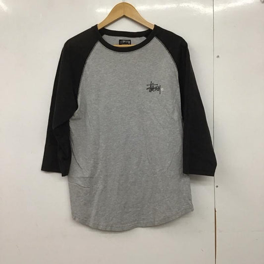 ステューシー STUSSY カットソー 七分袖 長袖カットソー ラグラン クルーネックカットソー プリントTシャツ M ロゴ、文字 灰 / グレー /  メンズ USED 古着 中古 10151342