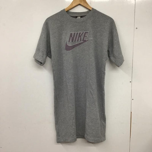 ナイキ NIKE ワンピース ひざ丈スカート CU6402-063 M ロゴ、文字 灰 / グレー /  レディース USED 古着 中古 10140351