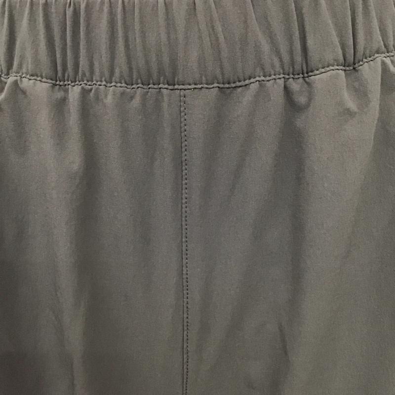 ザノースフェイス THE NORTH FACE パンツ ショートパンツ NB42396 フレキシブルマルチショーツ ハーフパンツ ショートパンツ M ロゴ、文字 カーキ / カーキ /  メンズ USED 古着 中古 10120322