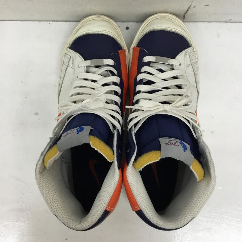 ナイキ NIKE スニーカー スニーカー DD8025-100 BLAZER MID 77 EMB 29.0cm ロゴ、文字 白 / ホワイト / X 橙 / オレンジ / X 紺 / ネイビー /  メンズ USED 古着 中古 10144472