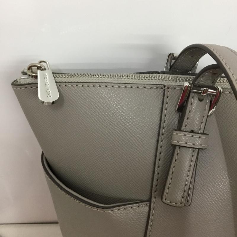 マイケルコース MICHAEL KORS トートバッグ トートバッグ 30F4STTT9L ロゴ、文字 灰 / グレー /  レディース USED 古着 中古 10148461