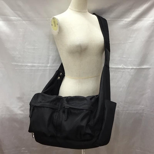 ジーナシス JEANASIS ショルダーバッグ ショルダーバッグ JS081370PD ナイロンベルトボディBAG 無地 黒 / ブラック /  レディース USED 古着 中古 10117352
