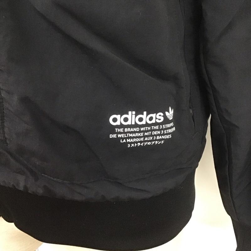 アディダス adidas ジャケット、上着 ジャンパー、ブルゾン cv5832 ジップアップジャケット カジュアルジャケット アウター M ロゴ、文字 黒 / ブラック /  メンズ USED 古着 中古 10106571