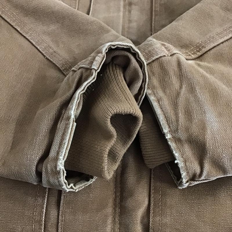 カーハート Carhartt ジャケット、上着 ジャケット、ブレザー ジップアップジャケット アウター 古着 カラージャケット M ロゴ、文字 ベージュ / ベージュ /  メンズ USED 古着 中古 10137649