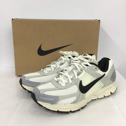 ナイキ NIKE スニーカー スニーカー FJ5474 133 W ZOOM VOMERO 5 PRM 28.5cm 箱有 28.5cm ロゴ、文字 灰 / グレー / X 黒 / ブラック / X アイボリー / アイボリー /  メンズ USED 古着 中古 10137867