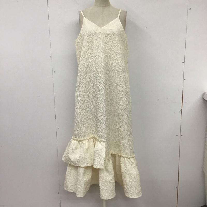 フリークスストア FREAK S STORE ワンピース ロングスカート 233-3142 フクレジャガード ティアード キャミワンピース FREE  アイボリー / アイボリー /  レディース USED 古着 中古 10117698