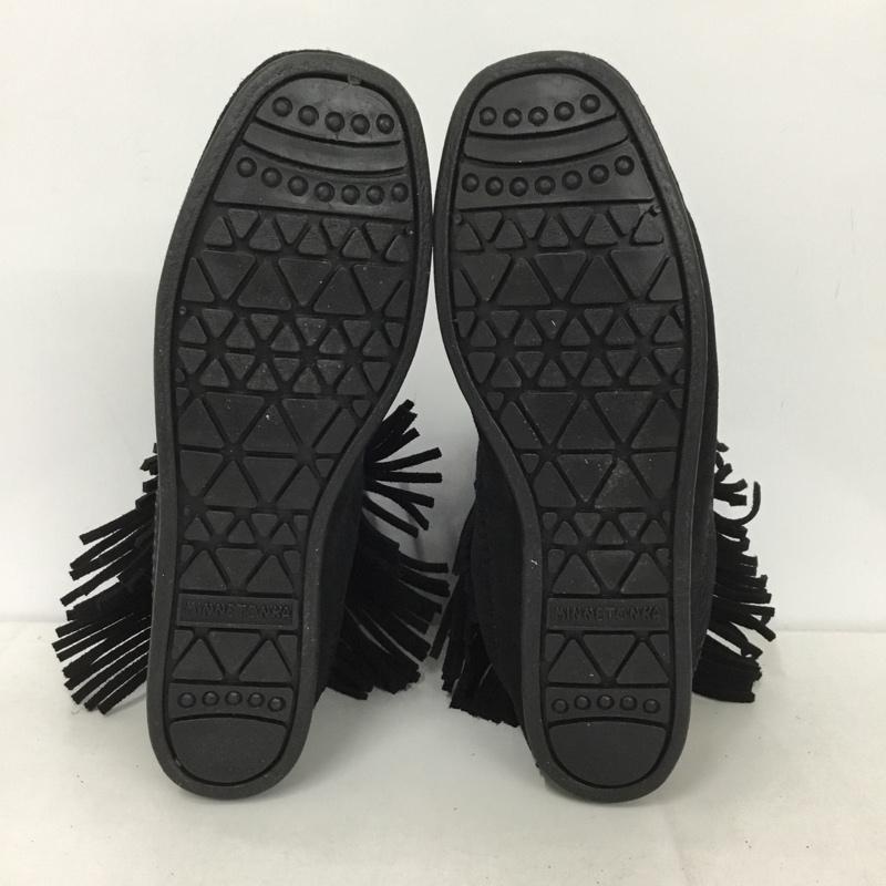 ミネトンカ Minnetonka ブーツ ショートブーツ Hi Top Back Zipper Boot 299 コンチョボタン フリンジ 8 FREE 無地 黒 / ブラック /  レディース USED 古着 中古 10144921