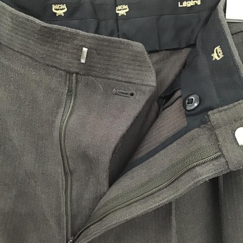 エムシーエム MCM パンツ スラックス コーデュロイパンツ カジュアルパンツ ワイドパンツ センタータックパンツ ロゴ、文字 灰 / グレー /  メンズ USED 古着 中古 10105569