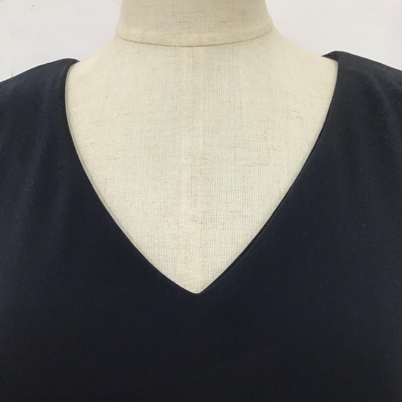 ナチュラルビューティーベーシック NATURAL BEAUTY BASIC ワンピース ひざ丈スカート 017-6240130 ノースリーブ M 無地 紺 / ネイビー /  レディース USED 古着 中古 10110887