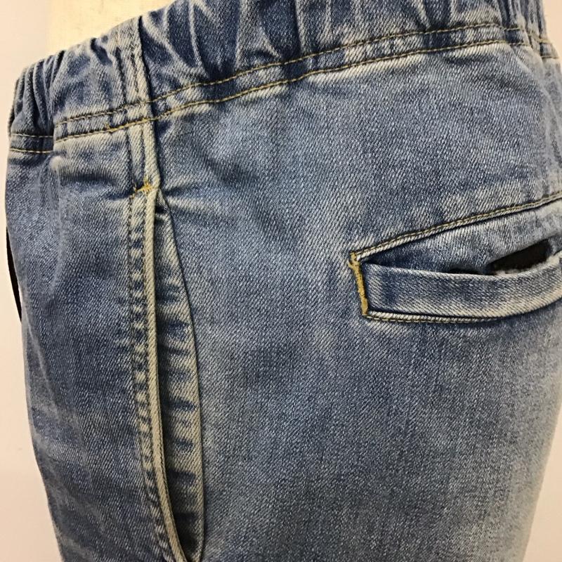 グラミチ GRAMICCI パンツ デニム、ジーンズ GMP-15S011 DENIM NARROW PANTS S ロゴ、文字 水色 / ライトブルー /  メンズ USED 古着 中古 10119160