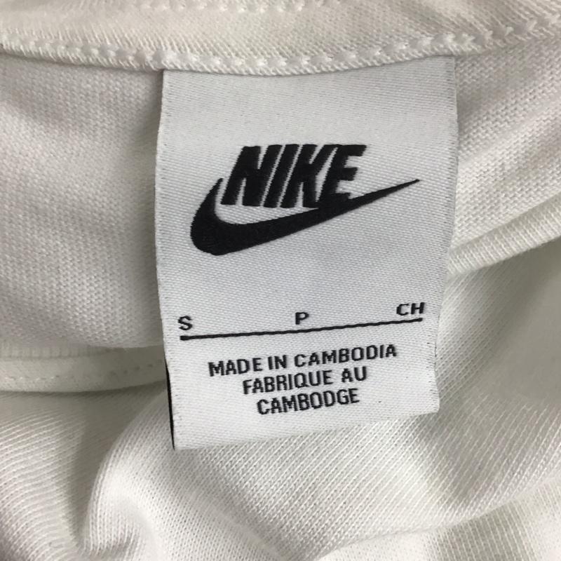 ステューシー STUSSY Tシャツ 半袖 NIKE STUSSY 23SS THEWIDEWORLDTRIBETシャツ コラボ プリントTシャツ S ロゴ、文字 白 / ホワイト /  メンズ USED 古着 中古 10126533