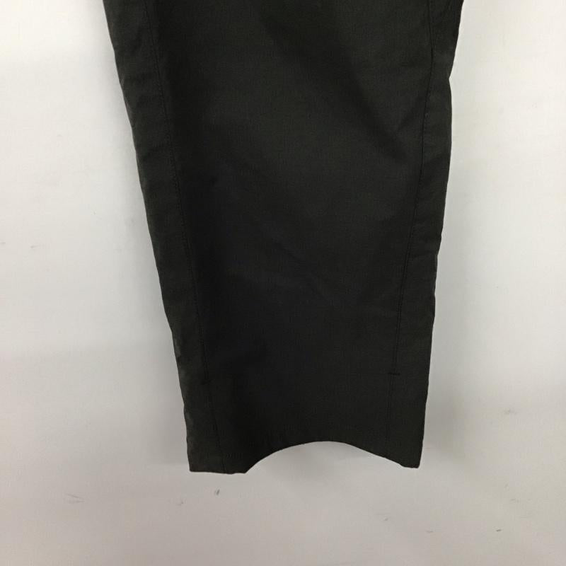 モンベル mont-bell パンツ ワークパンツ、ペインターパンツ スリムパンツ ストレッチパンツ カジュアルパンツ M ロゴ、文字 ダークグレー / ダークグレー /  メンズ USED 古着 中古 10148372